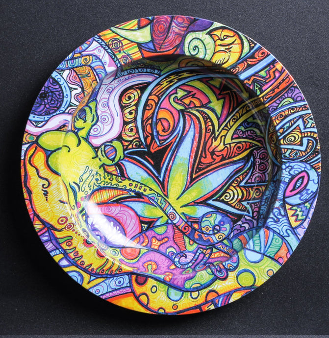 Trippy Ashtray